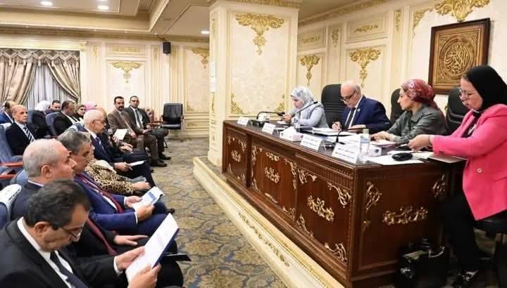 رئيس جامعة كفر الشيخ يستعرض موازنة العام الجديد والمشروعات التنموية أمام لجنة التعليم والبحث العلمي بمجلس النواب 15 FB IMG 1747474778049 القبول رئيس جامعة كفر الشيخ يستعرض موازنة العام الجديد والمشروعات التنموية أمام لجنة التعليم والبحث العلمي بمجلس النواب موقع في الجامعة