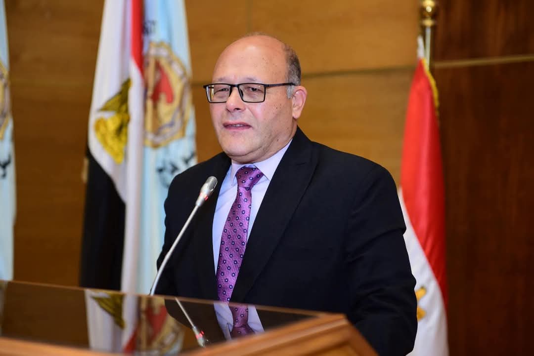 FB IMG 1747677920446 جامعة المنصورة النعماني يعلن عن اختيار جامعة سوهاج بعضوية اللجان المتخصصة بجامعة "شبكة البريكس" موقع في الجامعة