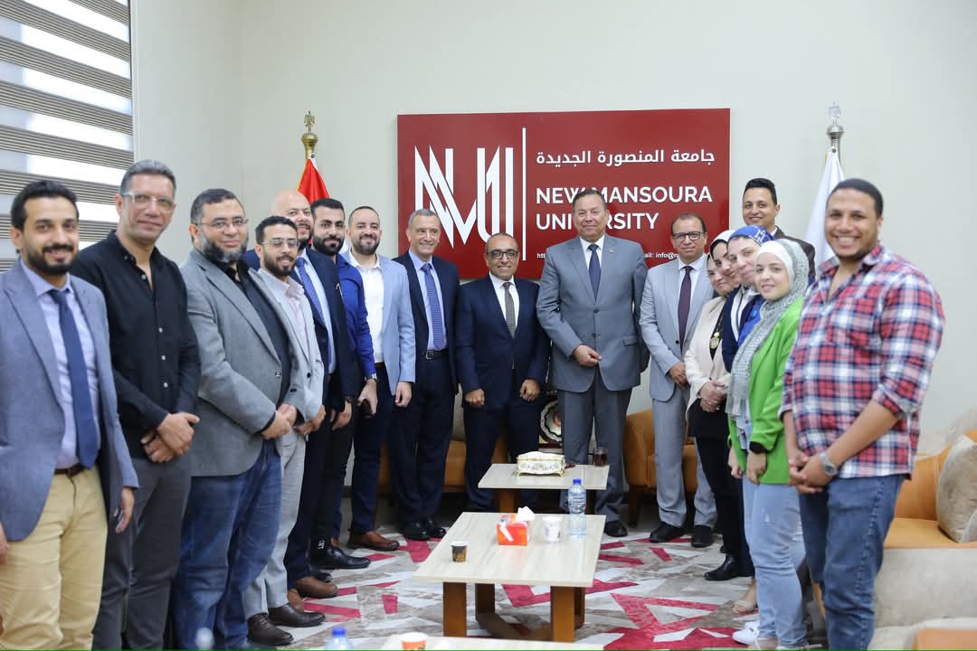 جامعة المنصورة الجديدة تربط التعليم بسوق العمل عبر لقاء أكاديمي صناعي لعام 2025 1 FB IMG 1747681592125 جامعة المنصورة جامعة المنصورة الجديدة تربط التعليم بسوق العمل عبر لقاء أكاديمي صناعي لعام 2025 موقع في الجامعة