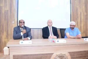 رئيس جامعة سوهاج يفتتح المؤتمر الأول لأمراض الأوعية المخية ويتابع عمليات حية 2 رئيس جامعة سوهاج يفتتح المؤتمر الأول لأمراض الأوعية المخية ويتابع عمليات حية
