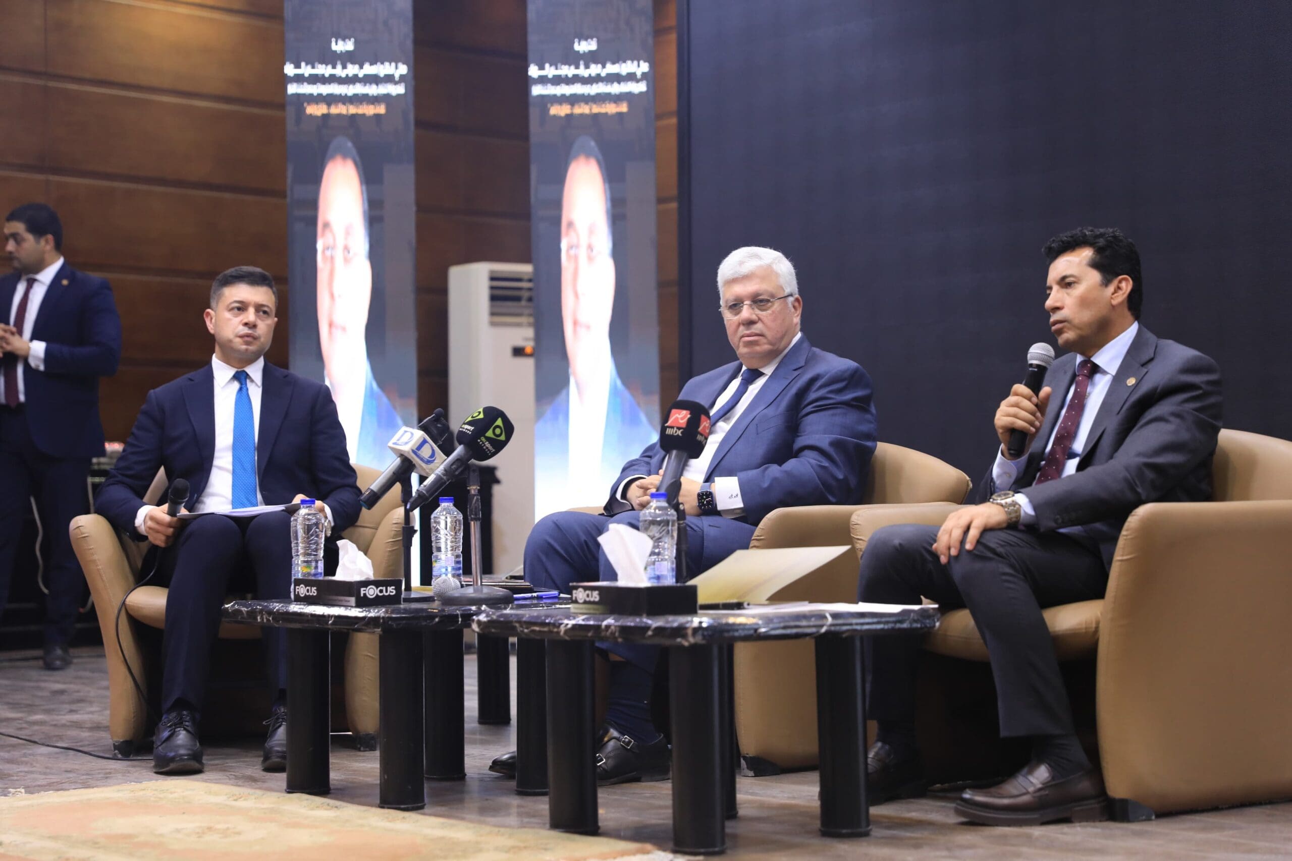 وزيرا التعليم العالي والشباب والرياضة يشهدان انطلاق سلسلة الحوارات الشبابية برعاية رئيس مجلس الوزراء 1 IMG 20250505 WA0177 scaled التعليم العالي وزيرا التعليم العالي والشباب والرياضة يشهدان انطلاق سلسلة الحوارات الشبابية برعاية رئيس مجلس الوزراء موقع في الجامعة
