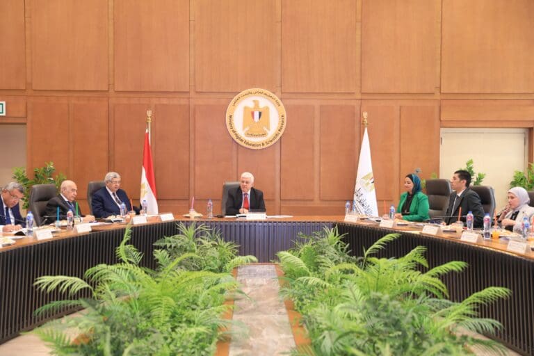72 تكليفًا مباشرًا تعزز دور المجالس النوعية في دعم قرارات الدولة ورؤية مصر 2030 8 72 تكليفًا مباشرًا تعزز دور المجالس النوعية في دعم قرارات الدولة ورؤية مصر 2030