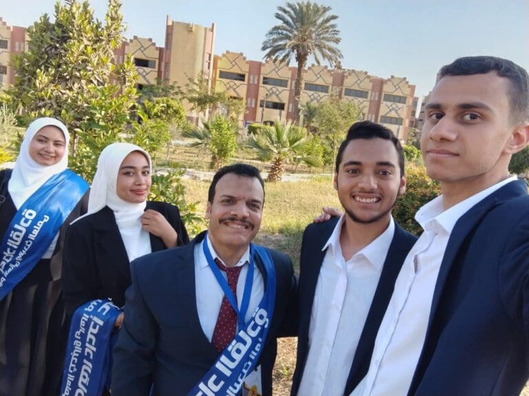 جامعة حلوان التكنولوجية الدولية ترسّخ وعي طلابها في فعاليات الملتقى الحواري لبناء الوعي 12 IMG 20250508 WA0020 وزير التعليم جامعة حلوان التكنولوجية الدولية ترسّخ وعي طلابها في فعاليات الملتقى الحواري لبناء الوعي موقع في الجامعة