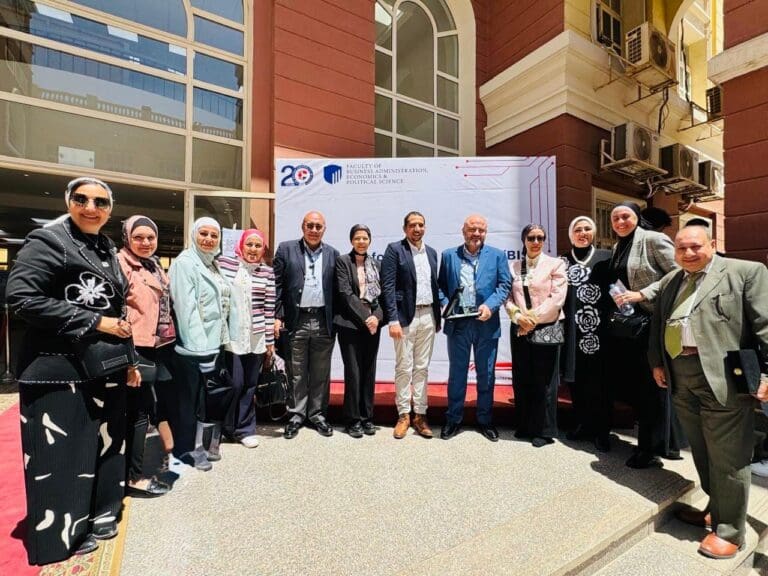 الجامعة البريطانية تطلق برنامج "نظم معلومات الأعمال" بكلية إدارة الأعمال والاقتصاد والعلوم السياسية BIS 15 IMG 20250508 WA0025 وزير التعليم الجامعة البريطانية تطلق برنامج "نظم معلومات الأعمال" بكلية إدارة الأعمال والاقتصاد والعلوم السياسية BIS موقع في الجامعة