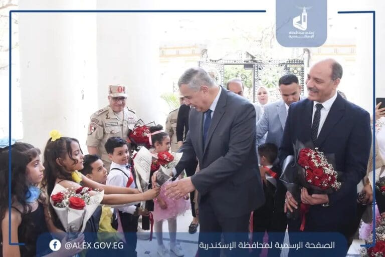 محافظ الإسكندرية يشهد احتفالية ختام الأنشطة التربوية بمشاركة 5000 طالب 7 محافظ الإسكندرية