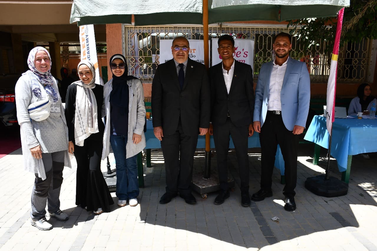 IMG 20250515 WA0008 جامعة حلوان جامعة حلوان تطلق ملتقى الخريجات الثالث بكلية علوم الرياضة بنات لتمكين الطالبات وربطهم بسوق العمل موقع في الجامعة