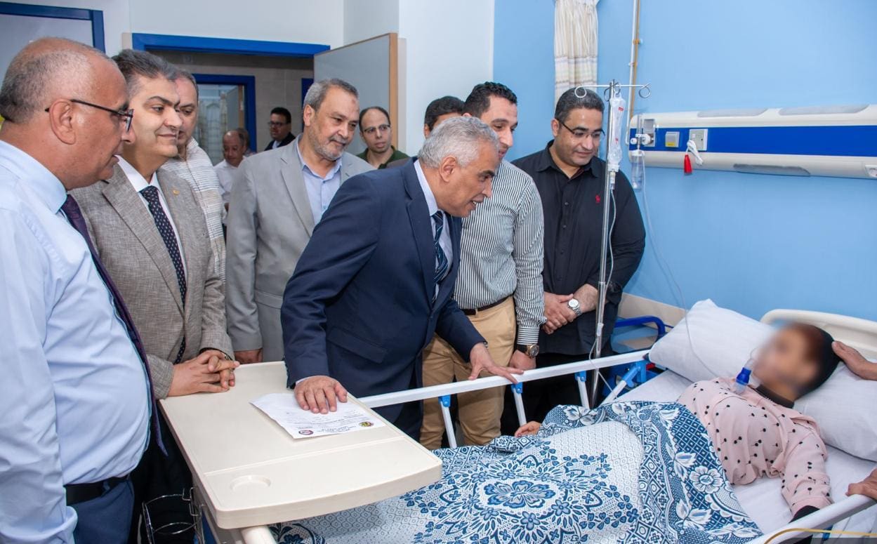 IMG 20250517 WA0383 جامعة طنطا اول تحرك من جامعة طنطا بعد حالات إغماء طالبات "علوم الرياضة" بسبب حرارة الجو موقع في الجامعة