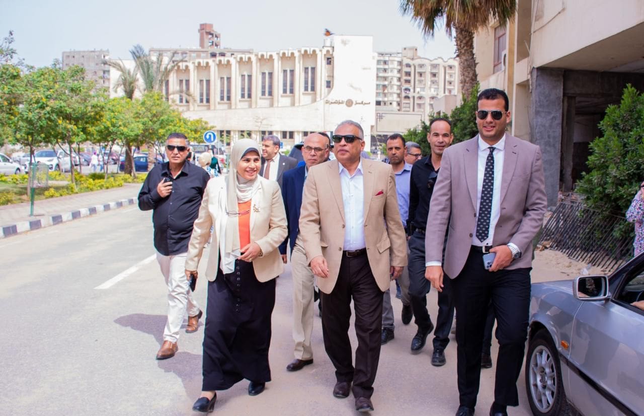 IMG 20250518 WA0166 جولة ميدانية لرئيس جامعة طنطا: تطوير شامل لطب الأسنان والتمريض لخدمة الطلاب والمجتمع موقع في الجامعة