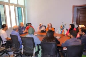 قيادات جامعة حلوان الأهلية تجتمع بطلاب "التصميم الداخلي البيئي" وتُعلن دعمًا كاملًا لمشروعاتهم 2 طلاب جامعة حلوان الأهلية