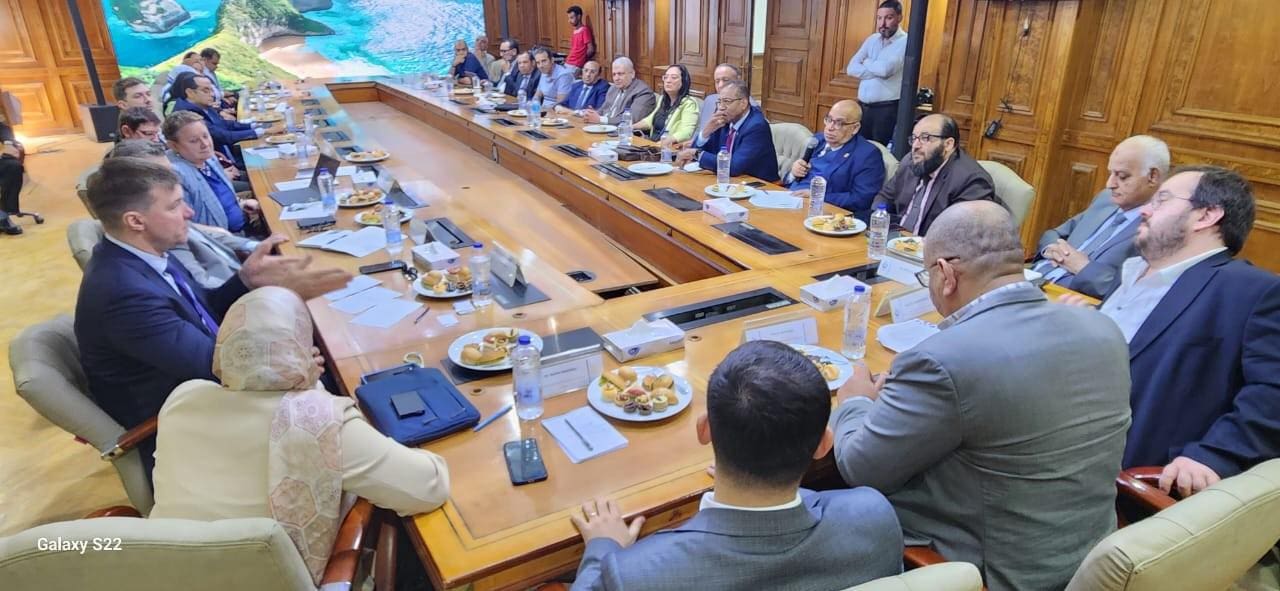 IMG 20250522 WA0009 هندسة المنصورة جامعة أسيوط تُعزّز حضورها الدولي في ورشة "الحوار العلمي الروسي المصري" لمواجهة التحديات العالمية بالتعاون والابتكار موقع في الجامعة