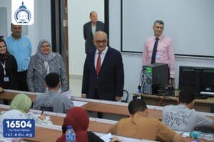 رئيس جامعة الريادة يشدد على العمداء بضرورة حضور أستاذ المادة للرد على استفسارات الطلاب أثناء الامتحان 5 رئيس جامعة الريادة يشدد على العمداء بضرورة حضور أستاذ المادة للرد على استفسارات الطلاب أثناء الامتحان
