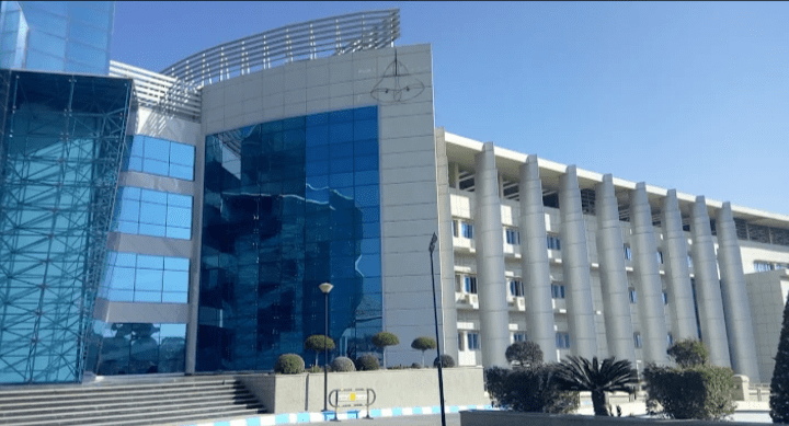 جامعة النيل الأهلية