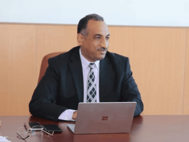 رئيس جامعة طيبة التكنولوجية