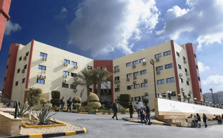 مصروفات ومميزات الدراسية في المعهد العالي بالتجمع الخامس.. إليك التفاصيل 1 المعهد الكندي العالي للتكنولوجيا والهندسة والإدارة بالتجمع الخامس