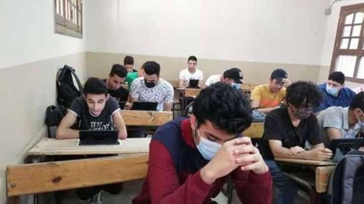 10 نصائح لطلاب الثانوية العامة 2025 لتحقيق أقصى استفادة في الأيام الأخيرة قبل الامتحانات 1 10 نصائح لطلاب الثانوية العامة 2025 لتحقيق أقصى استفادة في الأيام الأخيرة قبل الامتحانات
