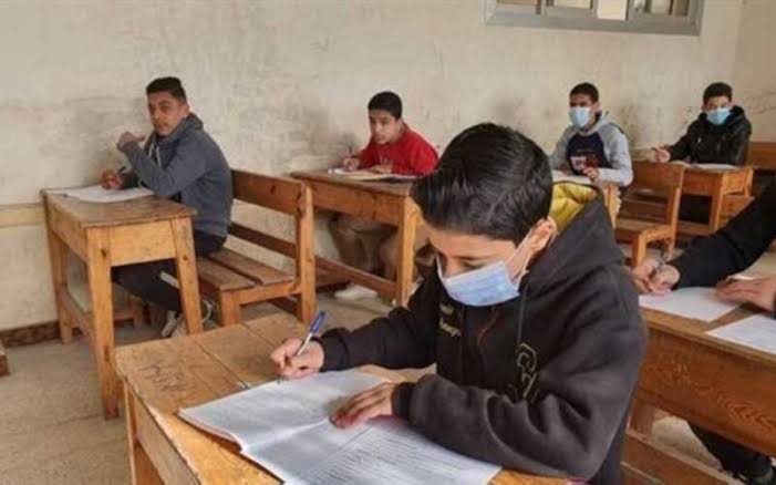 أعرف شروط الاعتذار عن مراقبة امتحانات الثانوية العامة 2025 بالتفصيل 1 استعدادات مكثفة في المديريات لامتحانات الشهادة الإعدادية2025.. لجان هادئة وإجراءات منظمة وحرص على راحة الطلاب