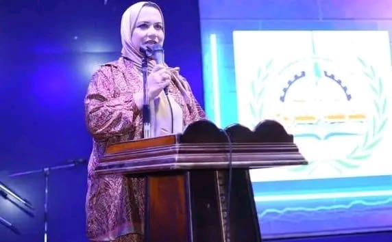 برنامج لتحسين القراءة والكتابة لطلاب الصفين الأول والثاني الابتدائي الذين لم يجتازوا التقييمات بمطروح 6 برنامج لتحسين القراءة والكتابة لطلاب الصفين الأول والثاني الابتدائي الذين لم يجتازوا التقييمات بمطروح