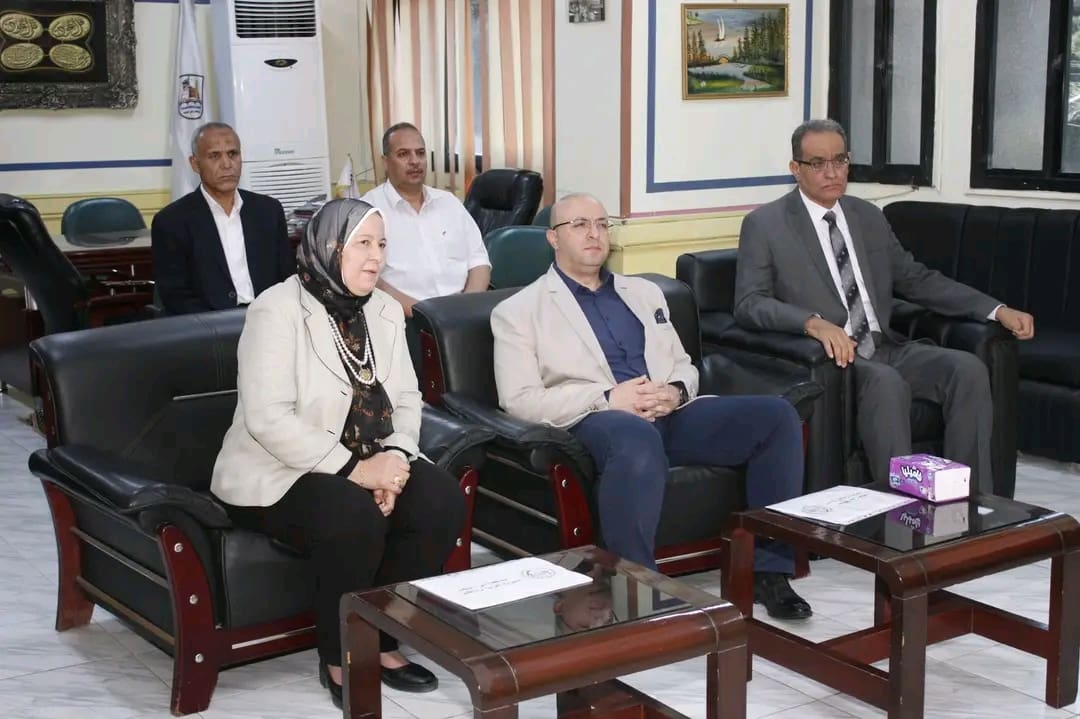 خلال تواصله مع غرفة عمليات الوزارة.. محافظ بنى سويف يطمئن على انتظام سير و أعمال امتحانات الثانوية 2025 1 1749978856823 عمليات خلال تواصله مع غرفة عمليات الوزارة.. محافظ بنى سويف يطمئن على انتظام سير و أعمال امتحانات الثانوية 2025 موقع في الجامعة