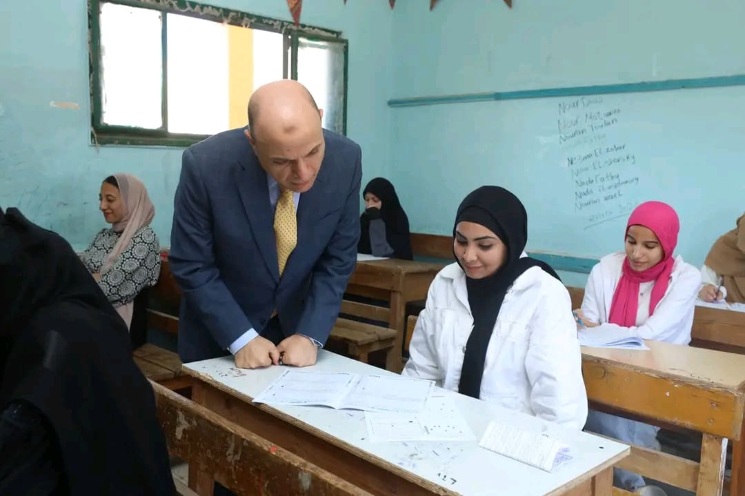 محافظ كفر الشيخ لرؤساء المدن والأحياء: توفير وسائل نقل لتوفير أوراق أسئلة الثانوية في الوقت المحدد 1 1749987715213 محافظ محافظ كفر الشيخ لرؤساء المدن والأحياء: توفير وسائل نقل لتوفير أوراق أسئلة الثانوية في الوقت المحدد موقع في الجامعة