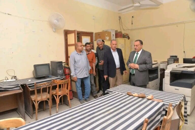 محافظ أسيوط يتفقد كنترول الشهادة الإعدادية 13 1750165160881 خلاصة محافظ أسيوط يتفقد كنترول الشهادة الإعدادية موقع في الجامعة
