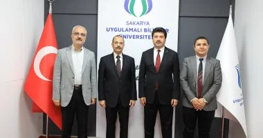 20250624110054054 طلاب جامعة بنها : وفد رسمي يزور تركيا لتعزيز التعاون الأكاديمي والبحثي موقع في الجامعة