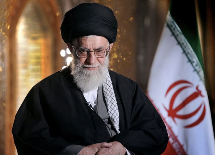 مفاجأة| أستاذ بجامعة عين شمس: المرشد الإيراني لا يختار قادة الجيش 9 212093 khamina2i معلمة مفاجأة| أستاذ بجامعة عين شمس: المرشد الإيراني لا يختار قادة الجيش موقع في الجامعة