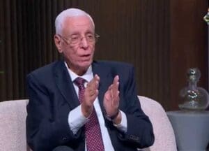 حسام موافي يحذر من نقص الكورتيزون
