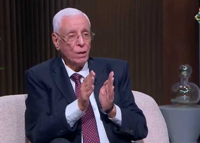 "وهم الحبة المعجزة".. الدكتور حسام موافي يحذر طلاب الثانوية العامة 6 2338915 0 جامعة "وهم الحبة المعجزة".. الدكتور حسام موافي يحذر طلاب الثانوية العامة موقع في الجامعة