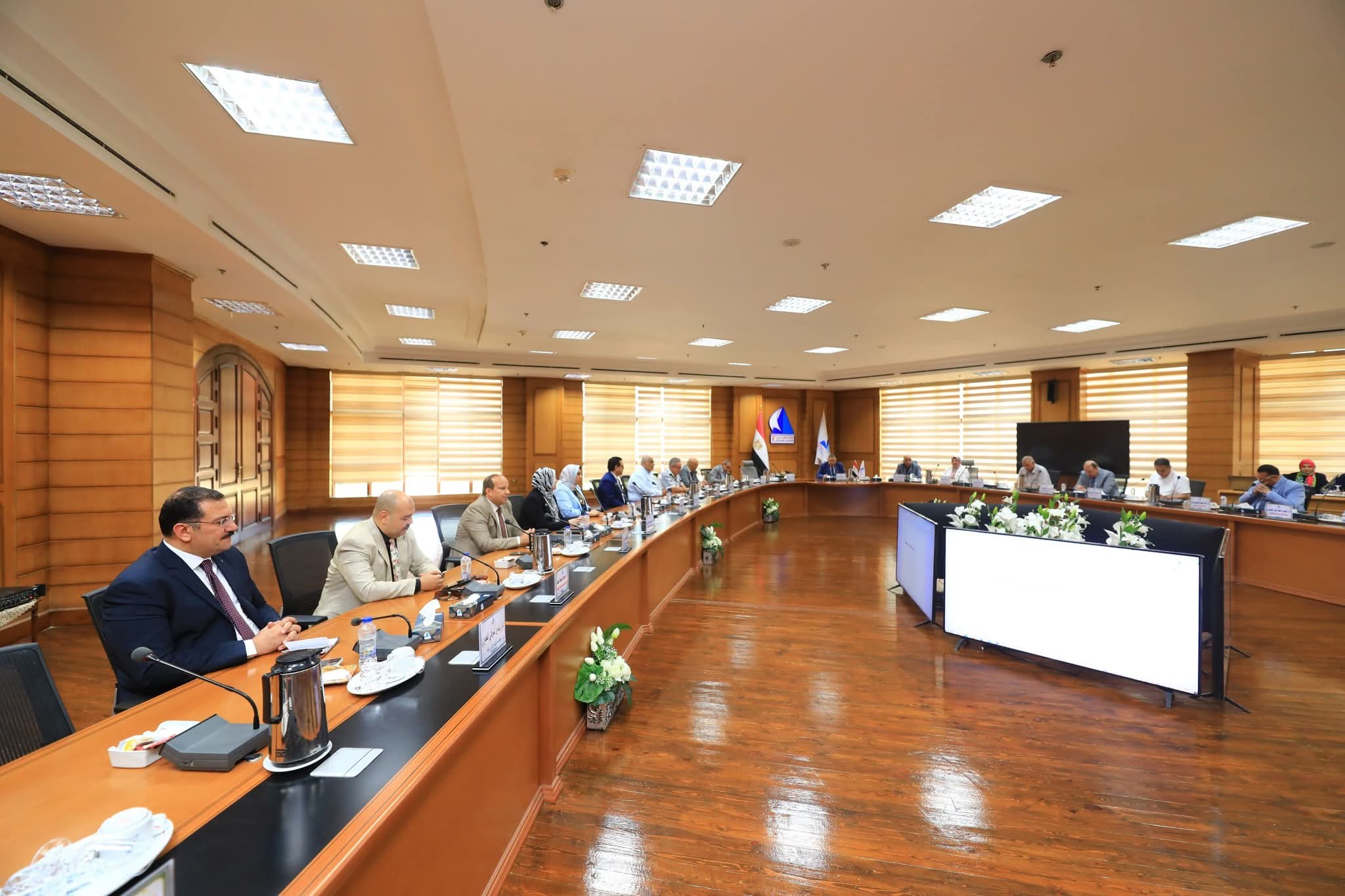 FB IMG 1749550825895 الجامعات الأهلية رئيس جامعة كفر الشيخ يؤكد الاستعداد التام للعام الجامعي الجديد 2025/2026 موقع في الجامعة