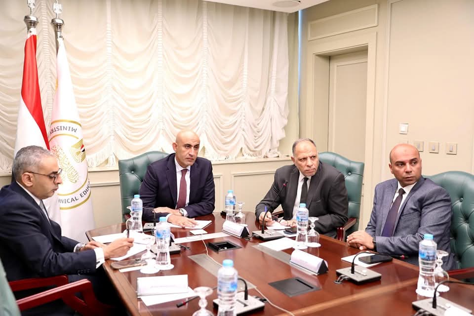 FB IMG 1749643634081 وزير وزير التعليم يشدد: لا تهاون في امتحانات الثانوية العامة 2025.. تأمين مشدد وتفتيش دقيق موقع في الجامعة