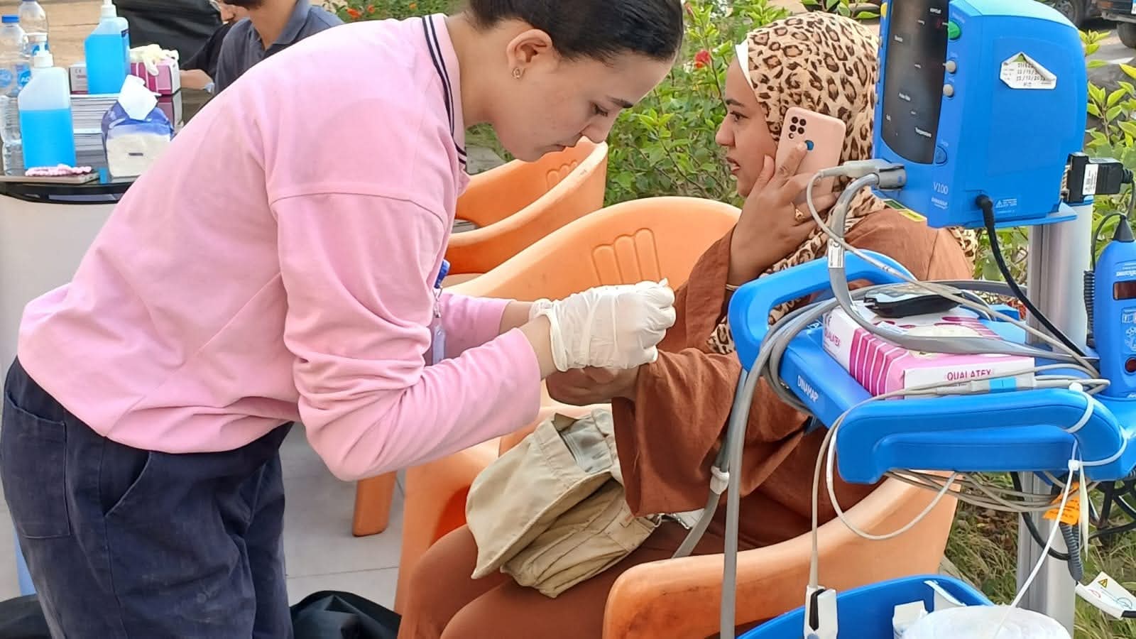 قافلة طبية مجانية بنادي معلمي الجزيرة