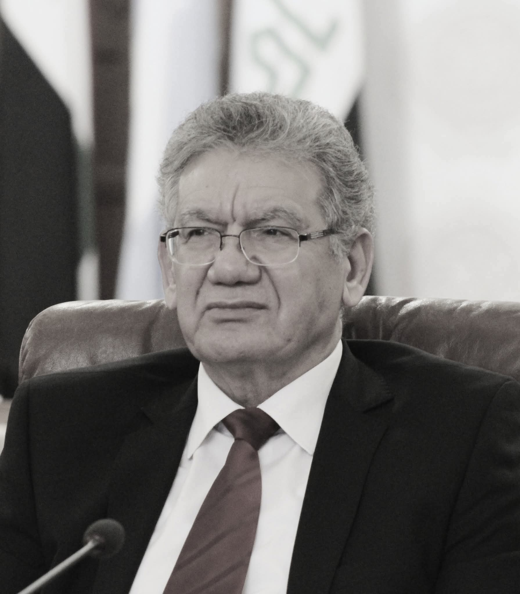 FB IMG 1751049370877 جامعة وزير التعليم العالي ينعي الدكتور خيري عبدالحميد رئيس جامعة أكتوبر للعلوم الحديثة والآداب موقع في الجامعة
