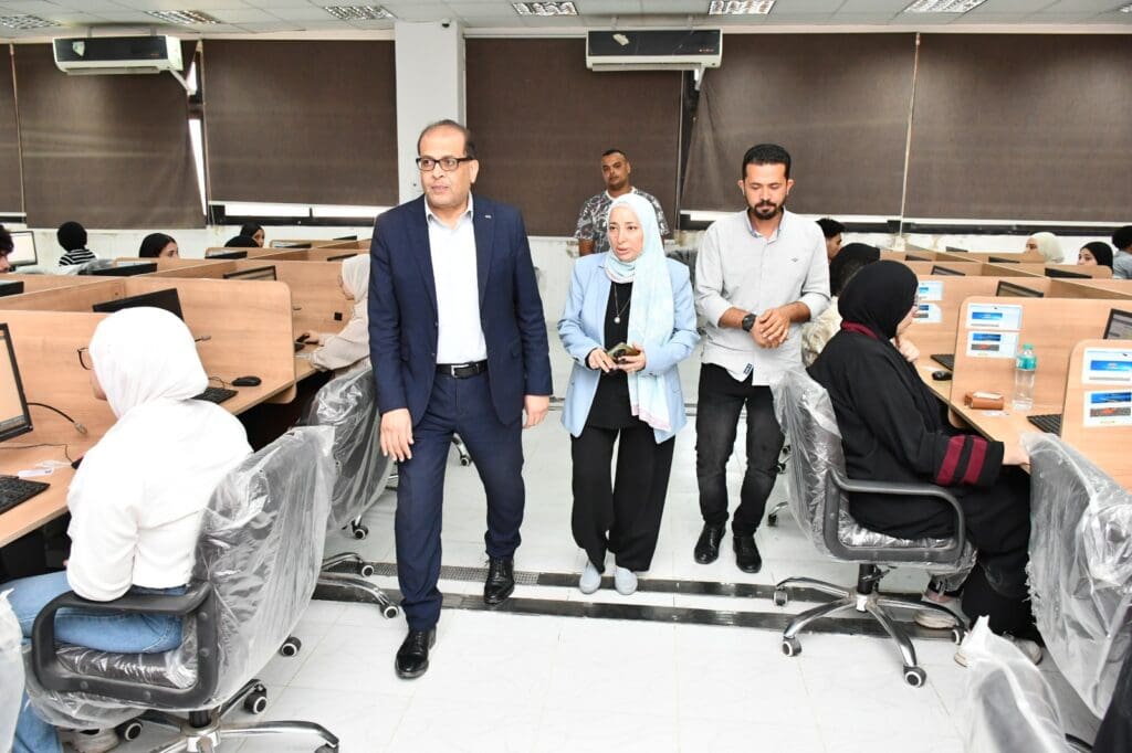 531 طالبًا وطالبة يؤدون امتحانات التمريض بجامعة الإسماعيلية الجديدة الأهلية