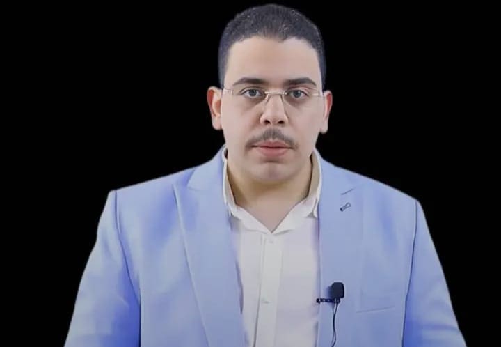 مسيو محمد عبدالحميد مدرس أول لغة فرنسية