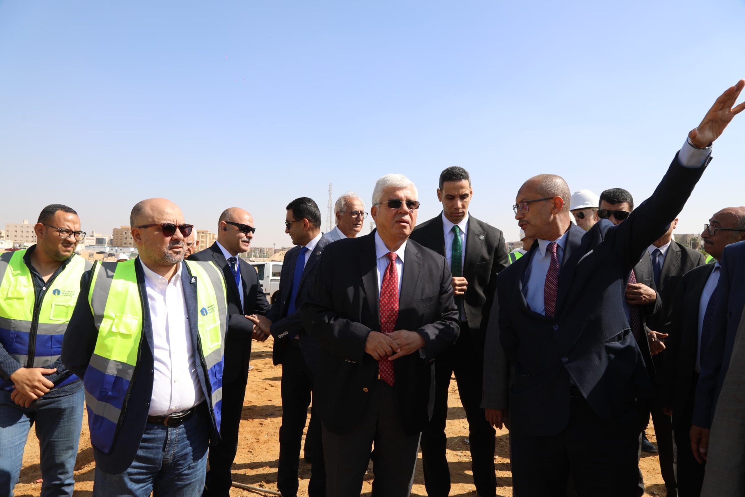وزير التعليم العالي يتابع أعمال إنشاء الحرم الجديد للجامعة الفرنسية في الشروق 1 IMG 20250615 WA0047 scaled وزير التعليم العالي وزير التعليم العالي يتابع أعمال إنشاء الحرم الجديد للجامعة الفرنسية في الشروق موقع في الجامعة