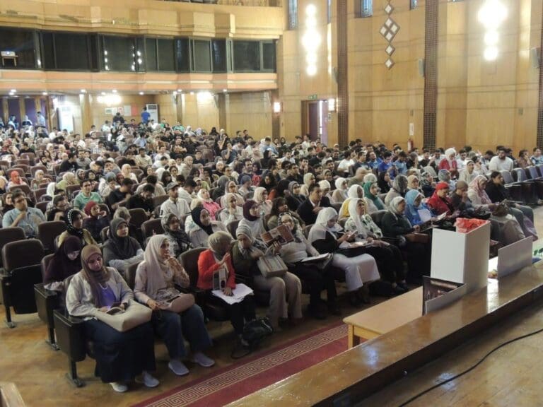 استكمالًا لسلسلة "في الوقاية حماية": كلية طب قصر العيني تواصل ترسيخ ثقافة الوعي المجتمعي بين طلابها 2 IMG 20250616 WA0041 طب استكمالًا لسلسلة "في الوقاية حماية": كلية طب قصر العيني تواصل ترسيخ ثقافة الوعي المجتمعي بين طلابها موقع في الجامعة