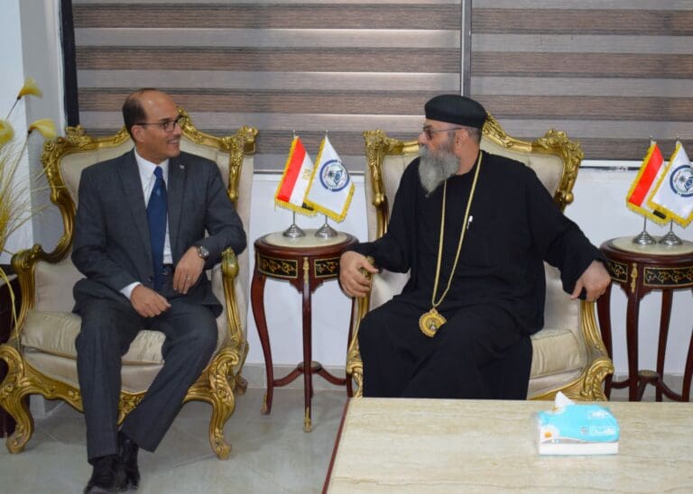 الكنيسة الارثوذكسية بشمال سيناء تهنئ رئيس جامعة العريش بمناسبة عيد الاضحى المبارك 3 IMG 20250616 WA0083 وزير الشباب والرياضة الكنيسة الارثوذكسية بشمال سيناء تهنئ رئيس جامعة العريش بمناسبة عيد الاضحى المبارك موقع في الجامعة