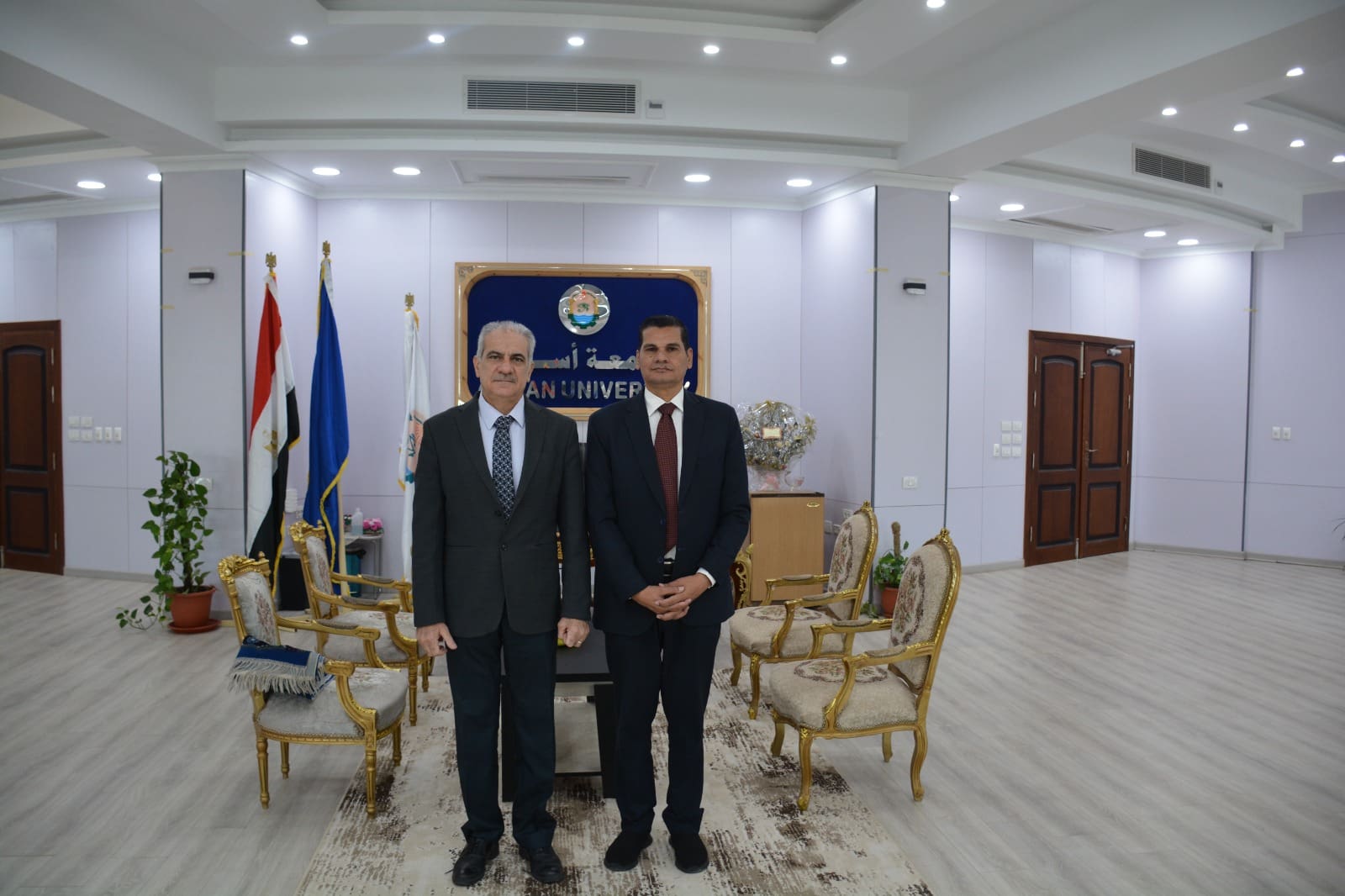 جامعة أسوان والمركز القومي للبحوث الاجتماعية يضعان أسس تعاون بحثي لخدمة قضايا المجتمع 1 جامعة أسوان والمركز القومي للبحوث الاجتماعية يضعان أسس تعاون بحثي لخدمة قضايا المجتمع