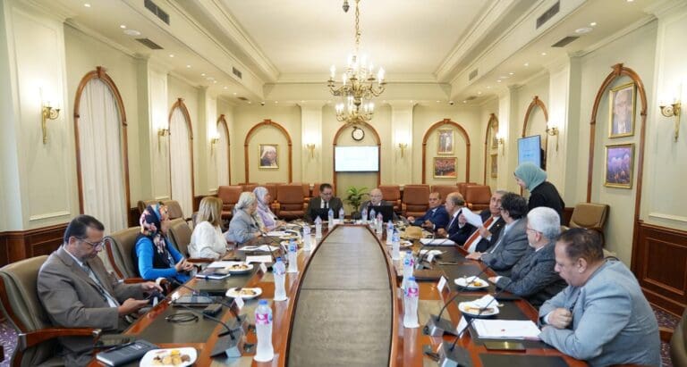 الجامعة البريطانية في مصر تستضيف اجتماع لجنة قطاع الدراسات البينية بالمجلس الأعلى للجامعات 18 IMG 20250619 WA0031 1 الكاميرات الجامعة البريطانية في مصر تستضيف اجتماع لجنة قطاع الدراسات البينية بالمجلس الأعلى للجامعات موقع في الجامعة