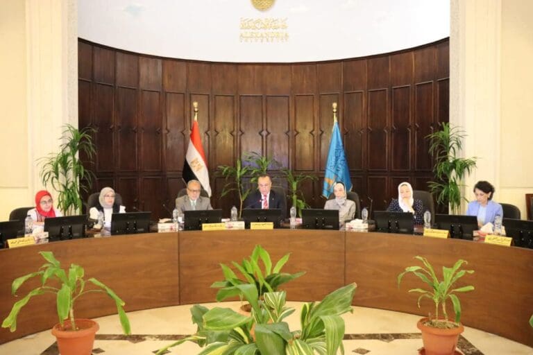 مجلس الدراسات العليا والبحوث يستعرض عدداً من الموضوعات البحثية والإتفافيات الدولية المتعلقة بالعملية التعليمية بجامعة الإسكندرية 21 IMG 20250619 WA0140 الشهادة مجلس الدراسات العليا والبحوث يستعرض عدداً من الموضوعات البحثية والإتفافيات الدولية المتعلقة بالعملية التعليمية بجامعة الإسكندرية موقع في الجامعة