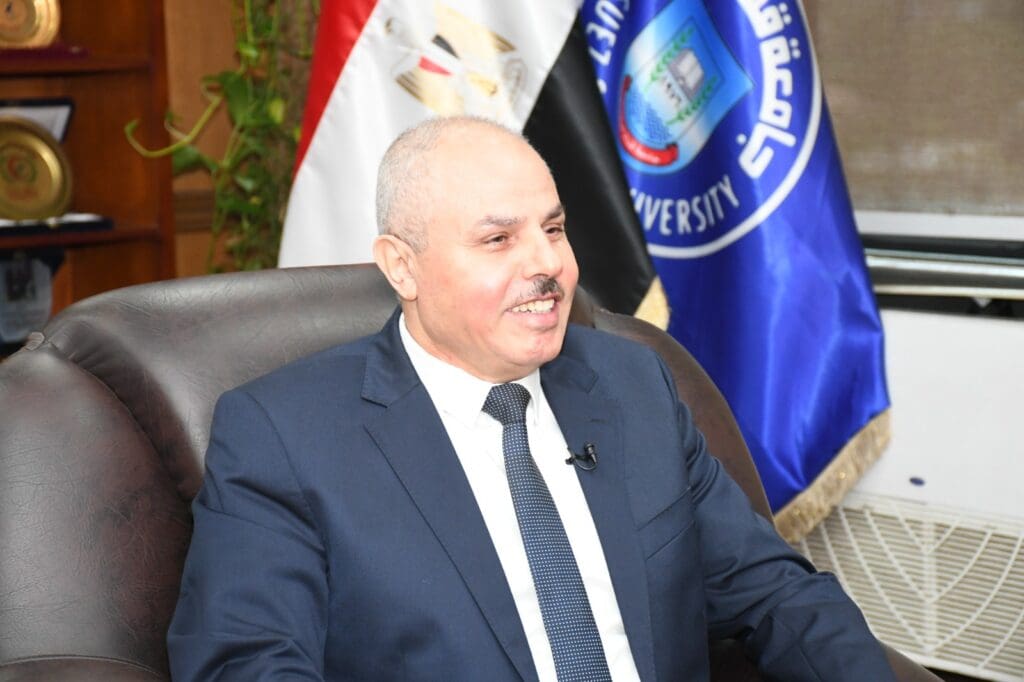 رئيس جامعة قناة السويس