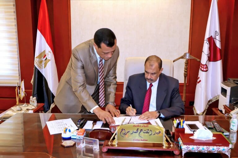 بنسبة نجاح 64%.. محافظ سوهاج يعتمد نتيجة الشهادة الإعدادية 2025 21 IMG 20250624 WA0048 رابط بنسبة نجاح 64%.. محافظ سوهاج يعتمد نتيجة الشهادة الإعدادية 2025 موقع في الجامعة