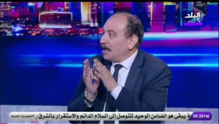 أستاذ جامعي في العلوم السياسية: إسرائيل لن تتحمل حربًا طويلة وأمريكا قد تتدخل لإنقاذها 21 IMG 20250616 010217 الوادي الجديد أستاذ جامعي في العلوم السياسية: إسرائيل لن تتحمل حربًا طويلة وأمريكا قد تتدخل لإنقاذها موقع في الجامعة