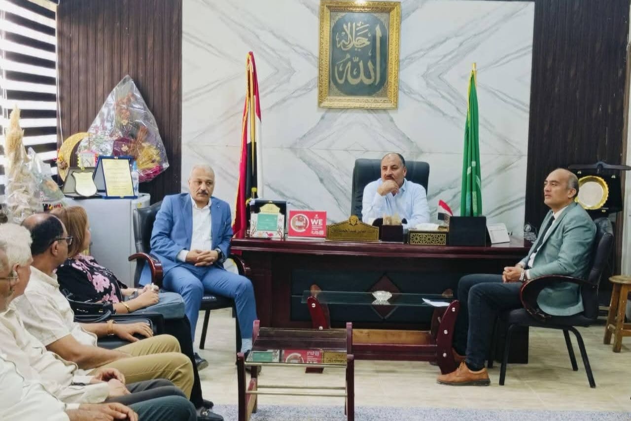 وكيل تعليم المنيا يناقش ضوابط تصحيح الشهادة الإعدادية ويوجه بضبط لجان التقدير