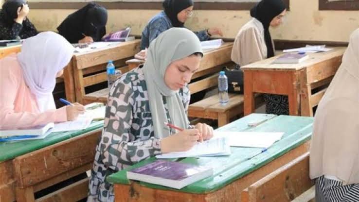 48 سؤالا متوقعة في مادة الكيمياء لغات ثانوية 2025 10 images 11 تحويلات الطلاب بين المدارس 48 سؤالا متوقعة في مادة الكيمياء لغات ثانوية 2025 موقع في الجامعة