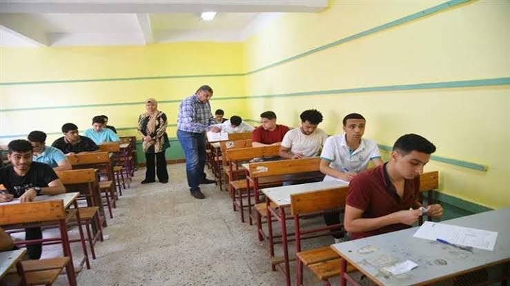 images 14 الثانوية لطلاب الثانوية 2025 النظام القديم.. أهم المسائل في مادة التفاضل والتكامل موقع في الجامعة