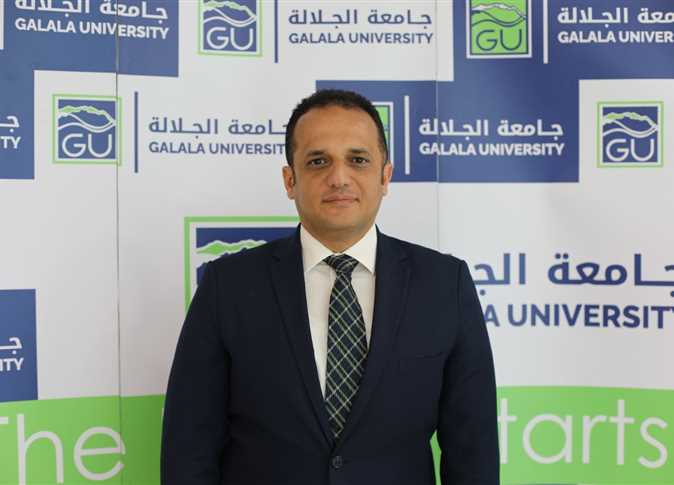 رئيس جامعة الجلالة: نُخرج قادة المستقبل بتعليم عملي وشراكات دولية وذكاء اصطناعي 12 الدكتور محمد الشناوي رئيس جامعة الجلالة الثانوية رئيس جامعة الجلالة: نُخرج قادة المستقبل بتعليم عملي وشراكات دولية وذكاء اصطناعي موقع في الجامعة
