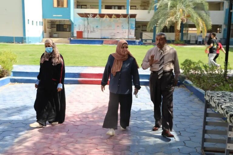 دهان وتشجير وصيانة عاجلة.. تعليم الوادي الجديد يرفع جاهزية مدارس الخارجة لاستقبال العام الجديد 8 1753789866285 تعليم دهان وتشجير وصيانة عاجلة.. تعليم الوادي الجديد يرفع جاهزية مدارس الخارجة لاستقبال العام الجديد موقع في الجامعة