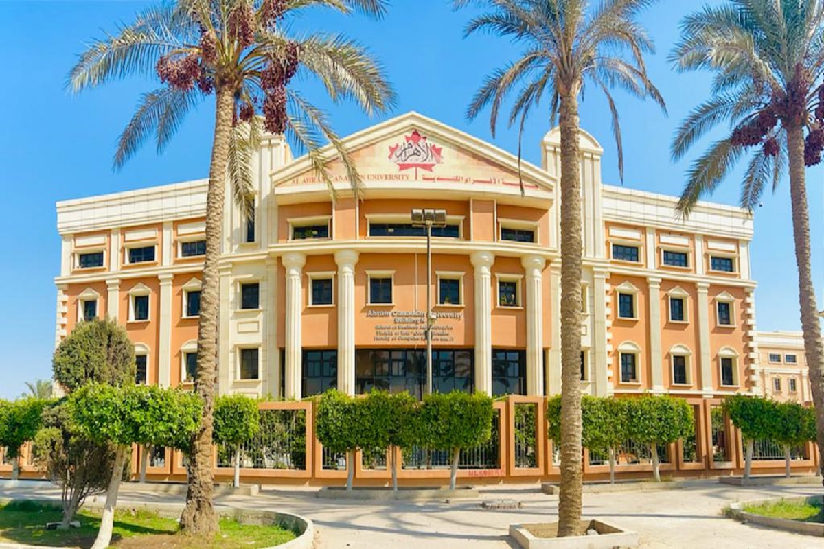 كلية إدارة الأعمال جامعة الأهرام الكندية ACU