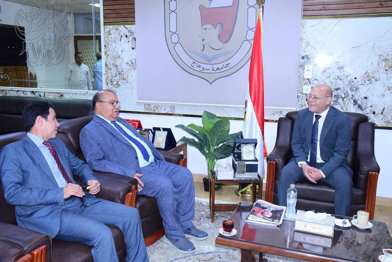 FB IMG 1751553830419 جامعة النعماني: إعلام جامعة سوهاج الأهلية تقدم برامج أكاديمية نوعية تواكب التحول الرقمي ومتطلبات الإعلام الجديد موقع في الجامعة